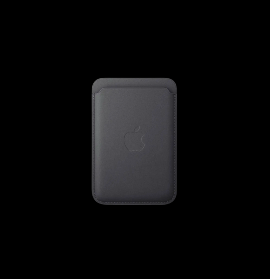 MagSafe Apple Wallet